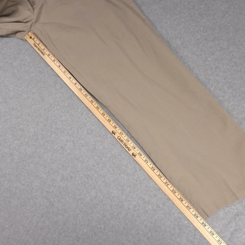 Dockers D3 Mens 34x30 Beige Khaki Flat Front Casual Chino Pants School
